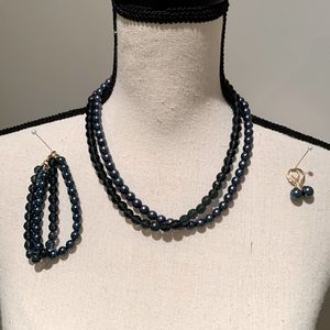 Necklace / bracelet / earrings set